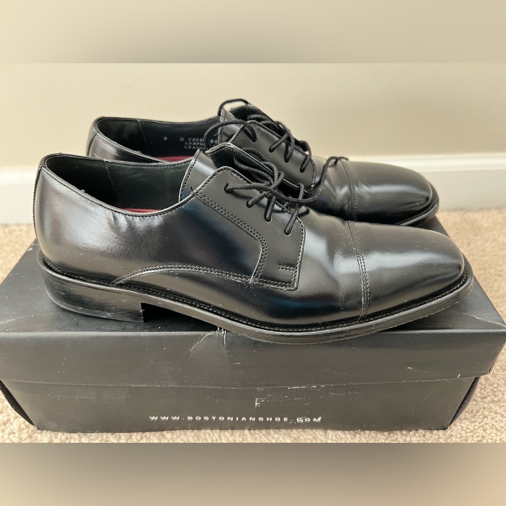 Bostonian Oakville Black Size 8 shoes